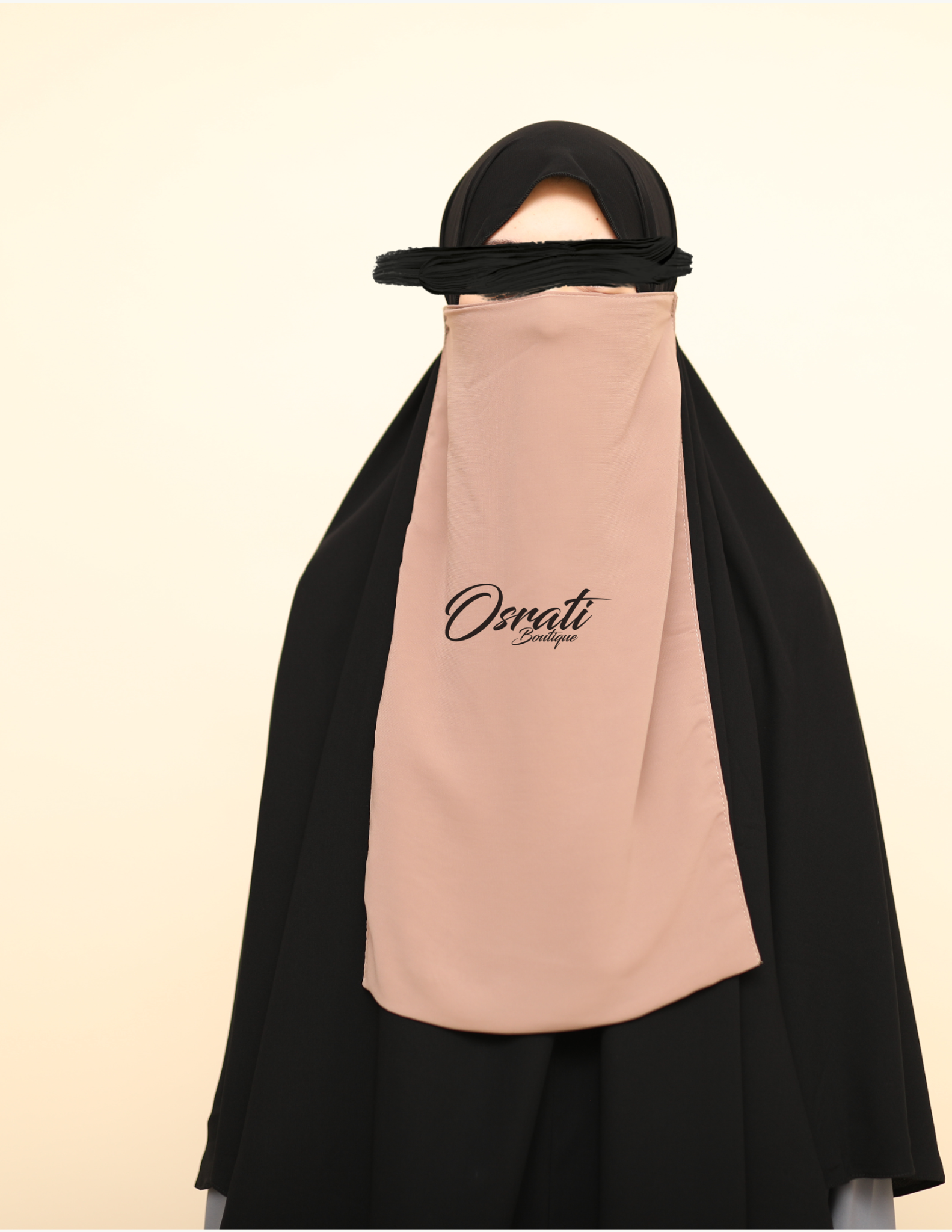 Ontdek de Lithaam Taupe bij Osrati Boutique. Een elegante en verfijnde taupekleurige Lithaam, perfect voor een chique en bescheiden uitstraling.