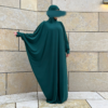 Ontdek het Gebedskleed Emerald bij Osrati Boutique. Een luxe gebedskleed in een verfijnde smaragdgroene kleur, ideaal voor een comfortabele en spirituele gebedservaring.