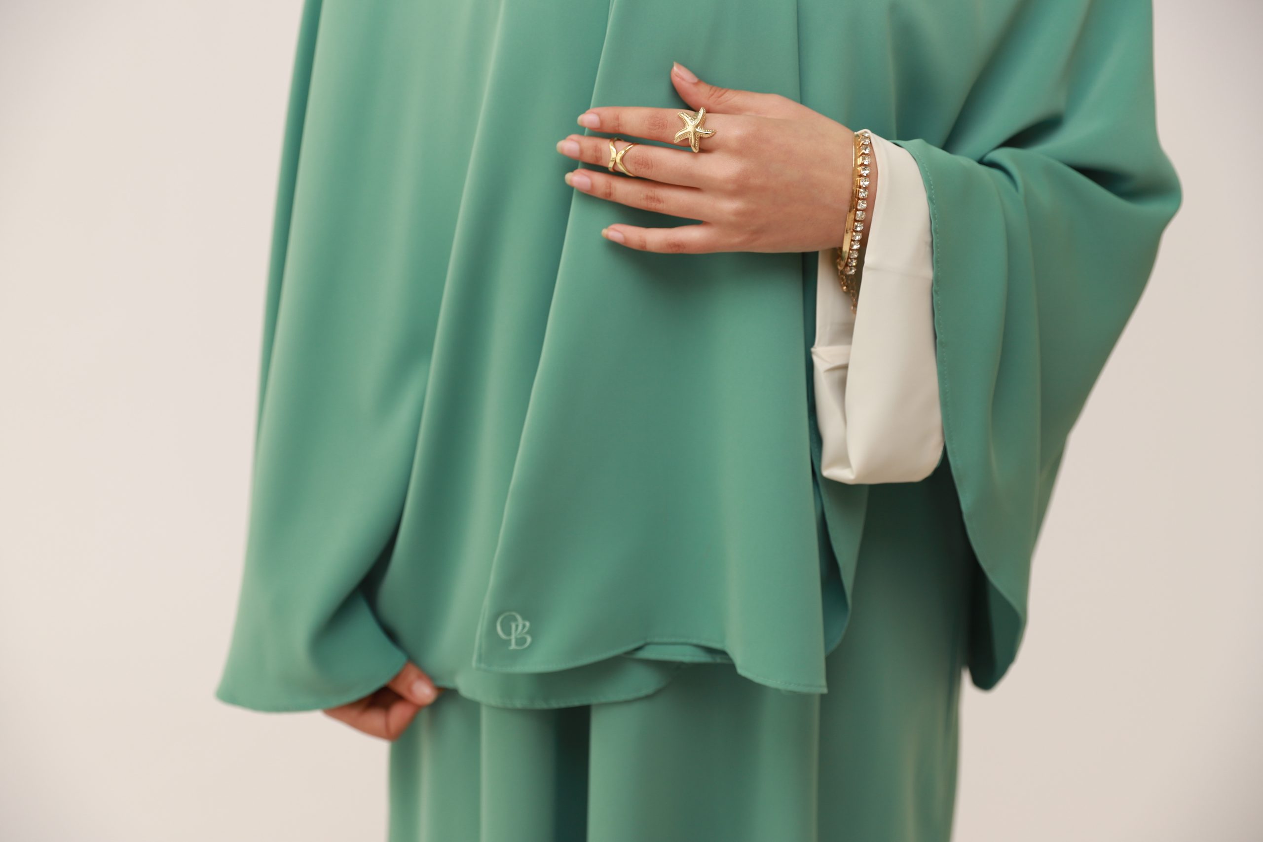 INSIDE OUT SLEEVE ABAYA - CREAM & PISTACHIO - Afbeelding 4