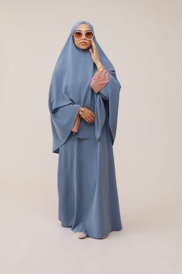 INSIDE OUT SLEEVE ABAYA - BLUE & ROSÉ